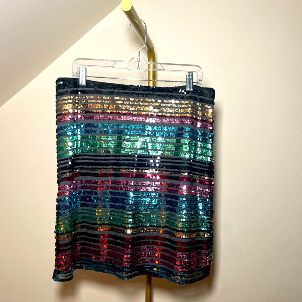 Anthropogie Sequined Soiree Pencil skirt by Moulinette Soeurs . Lined. Back zip - Picture 2 of 6